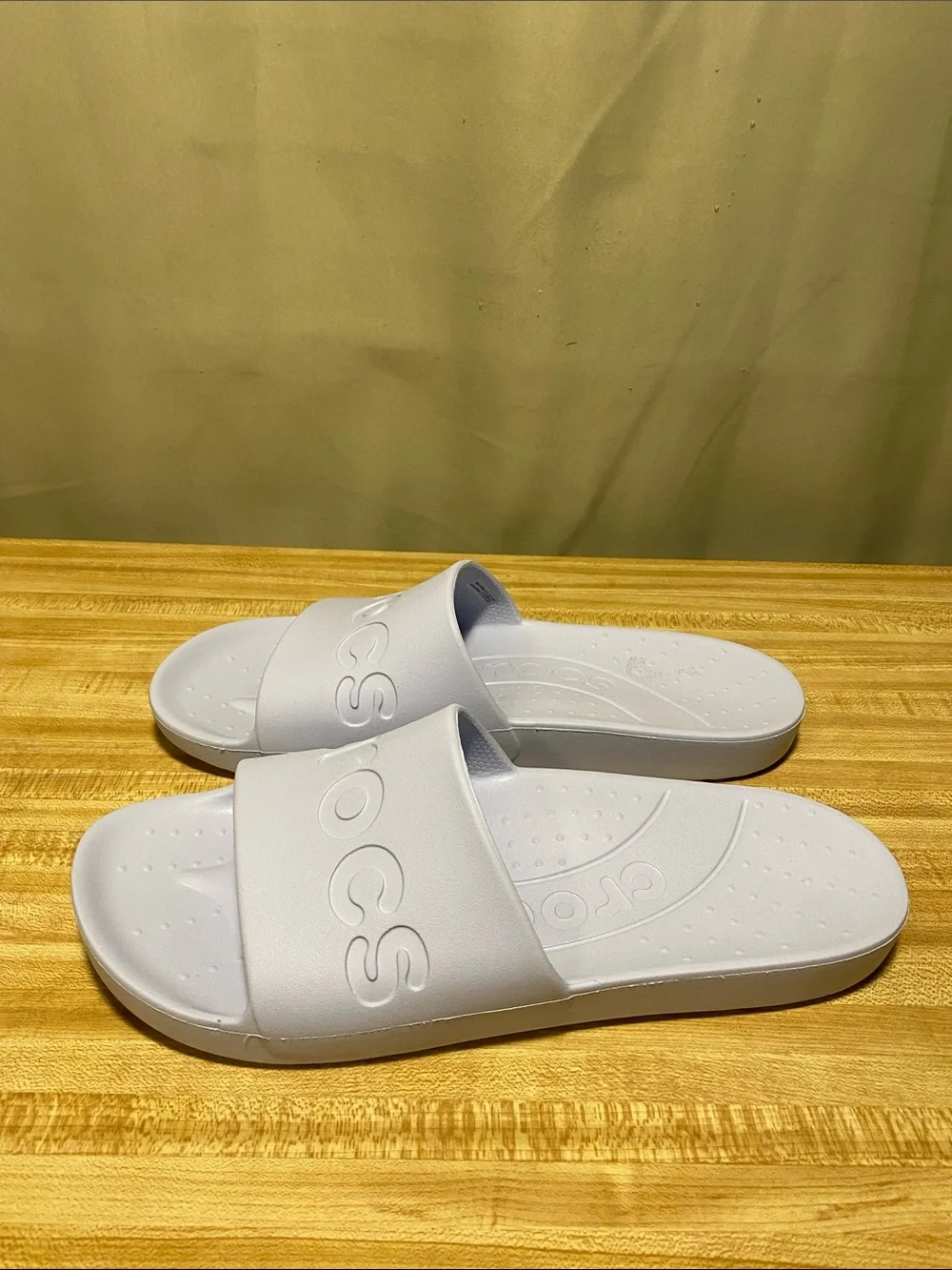 CROCS Unisex Adult Essentials Slides Sandals  M 10/ W 12